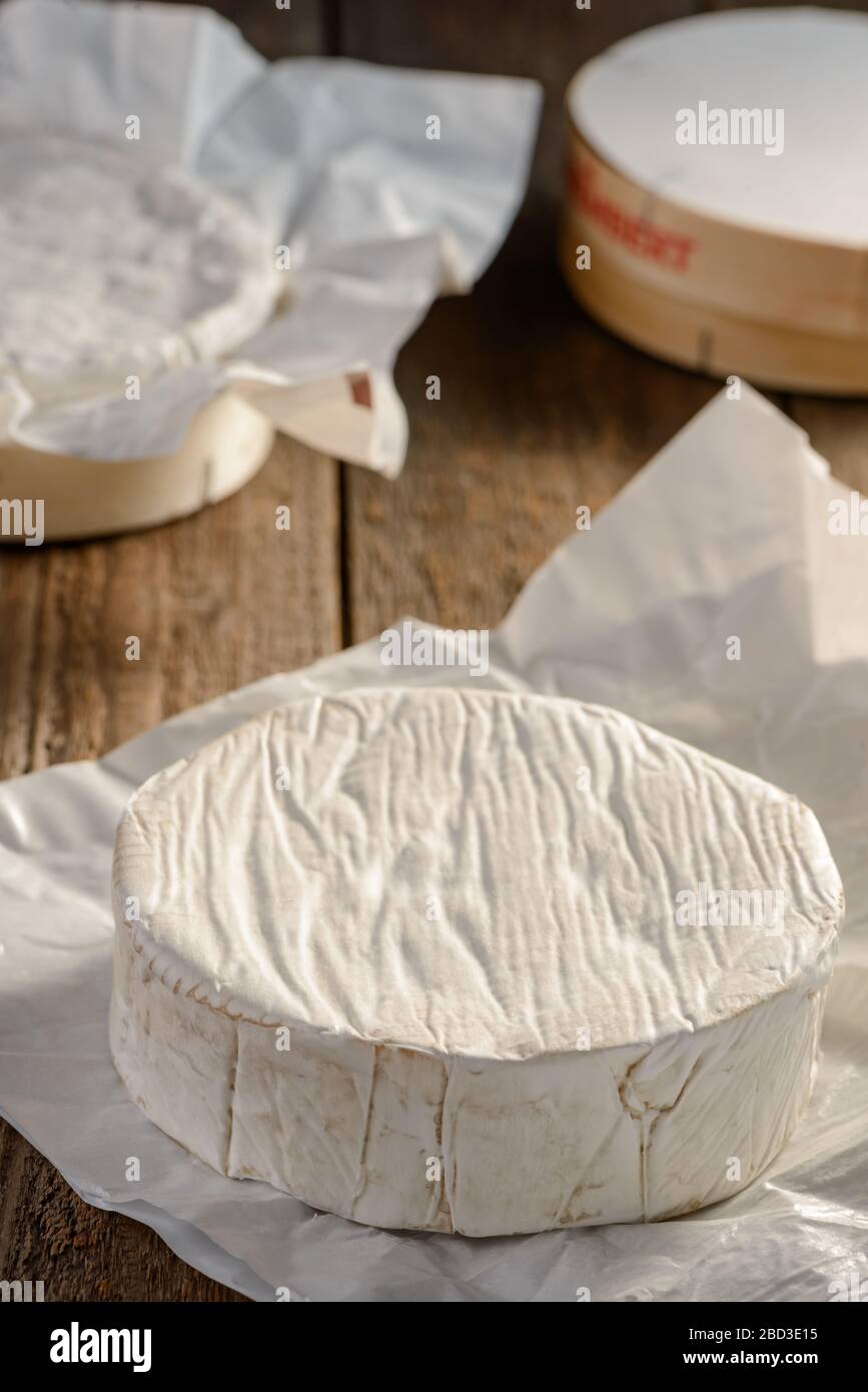 Whole camembert hires stock photography and images Alamy