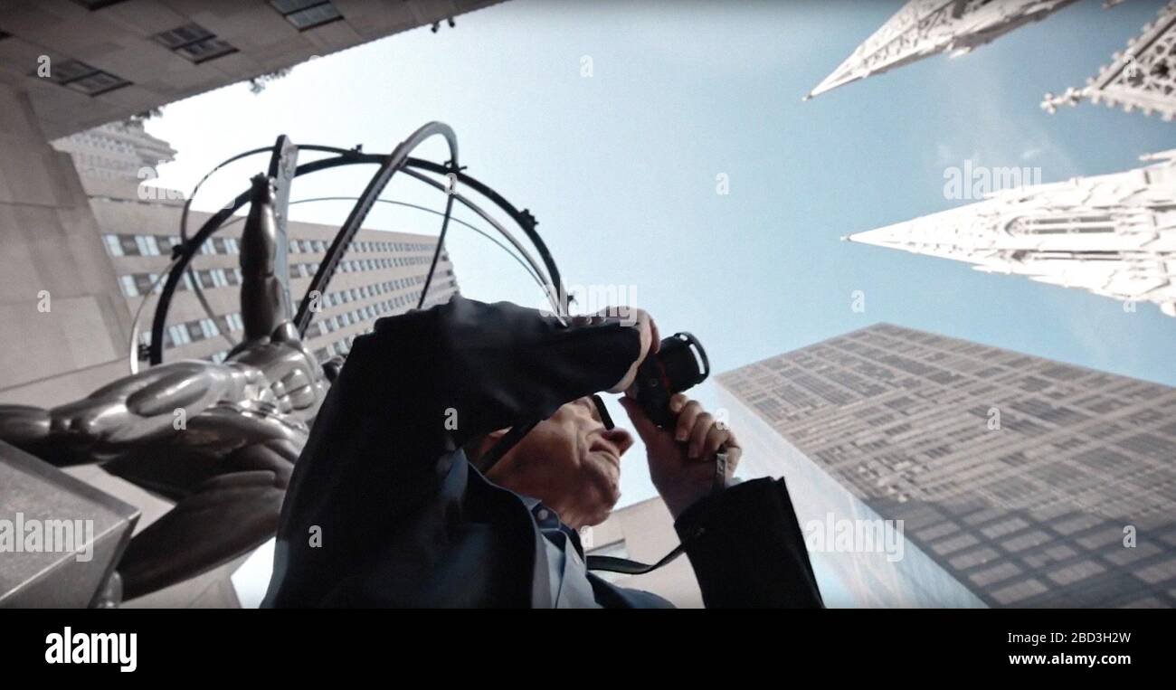 HENRI DAUMAN: LOOKING UP, Henri Dauman in Rockefeller Center, New York ...