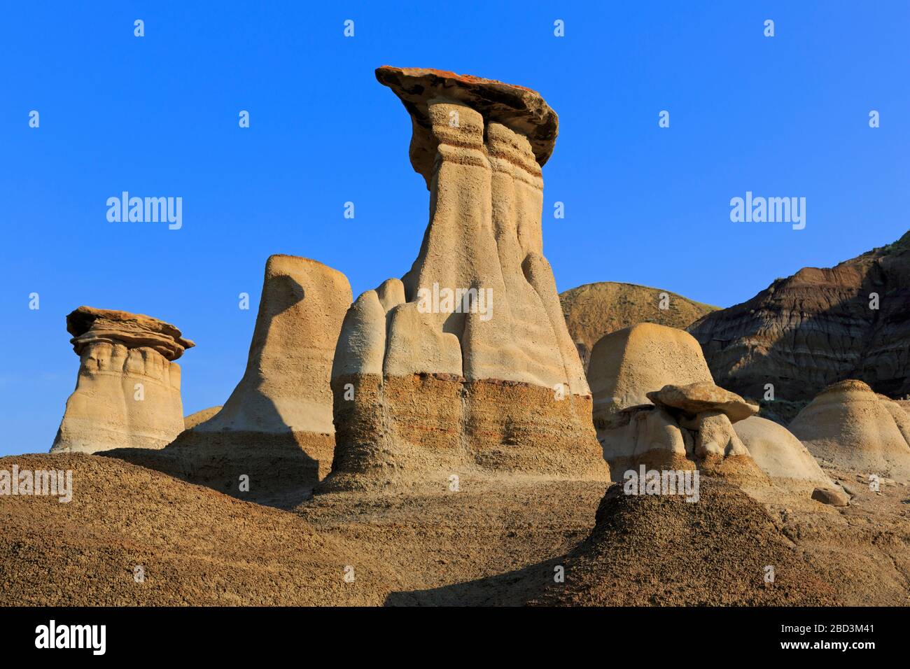 Drumheller Rocks Landmark hoodoo hi-res stock photography and images - Alamy