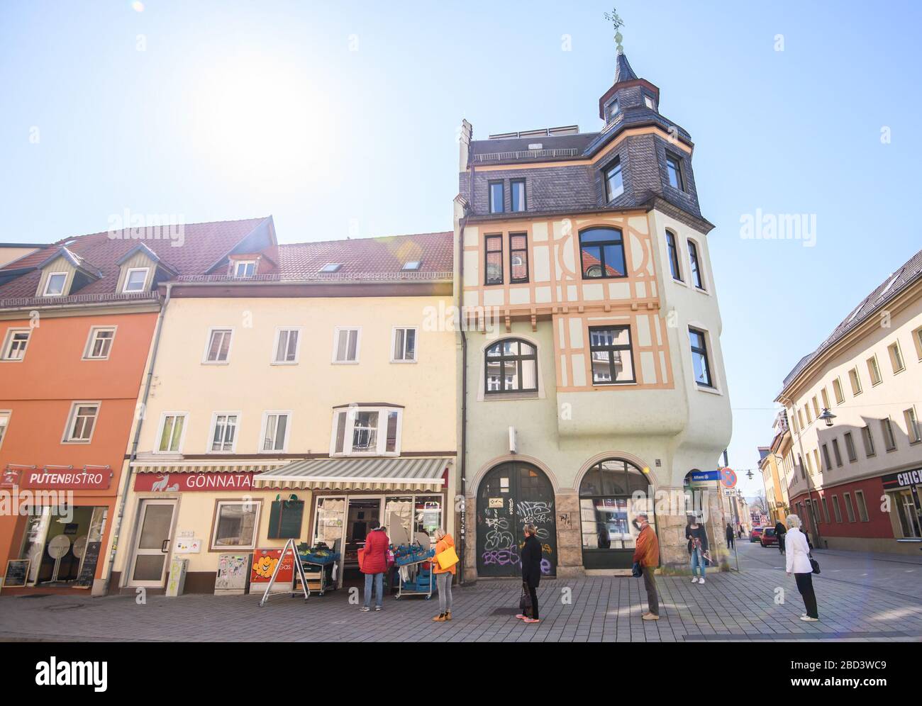 Covid masks in public buildings hires stock photography and images Alamy