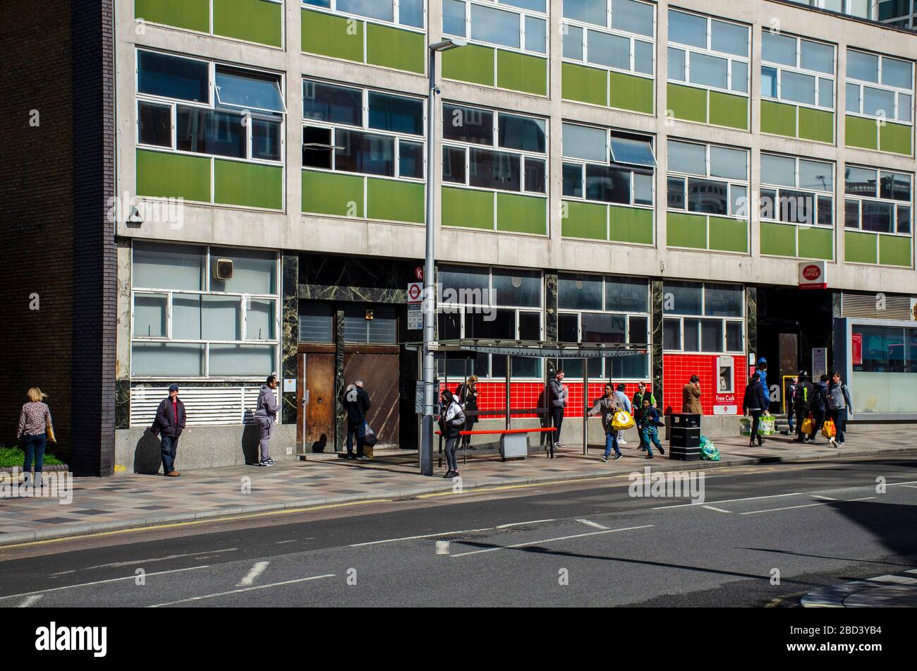London, UK, 6 April 2020 Coronavirus causes queues in Clapham Junction Stock Photo