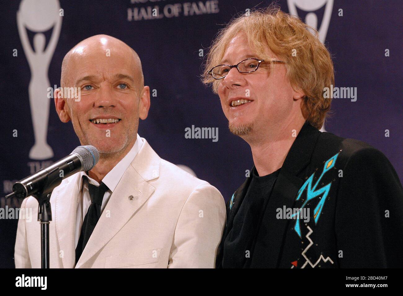Michael Stipe and Mike Mills of REM, inductees in the press room at the