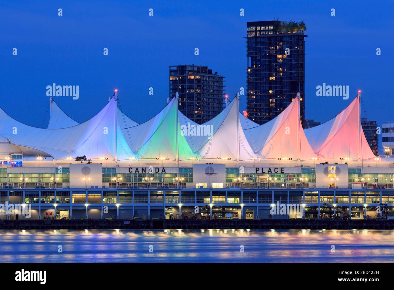 Canada place skyline hi-res stock photography and images - Alamy