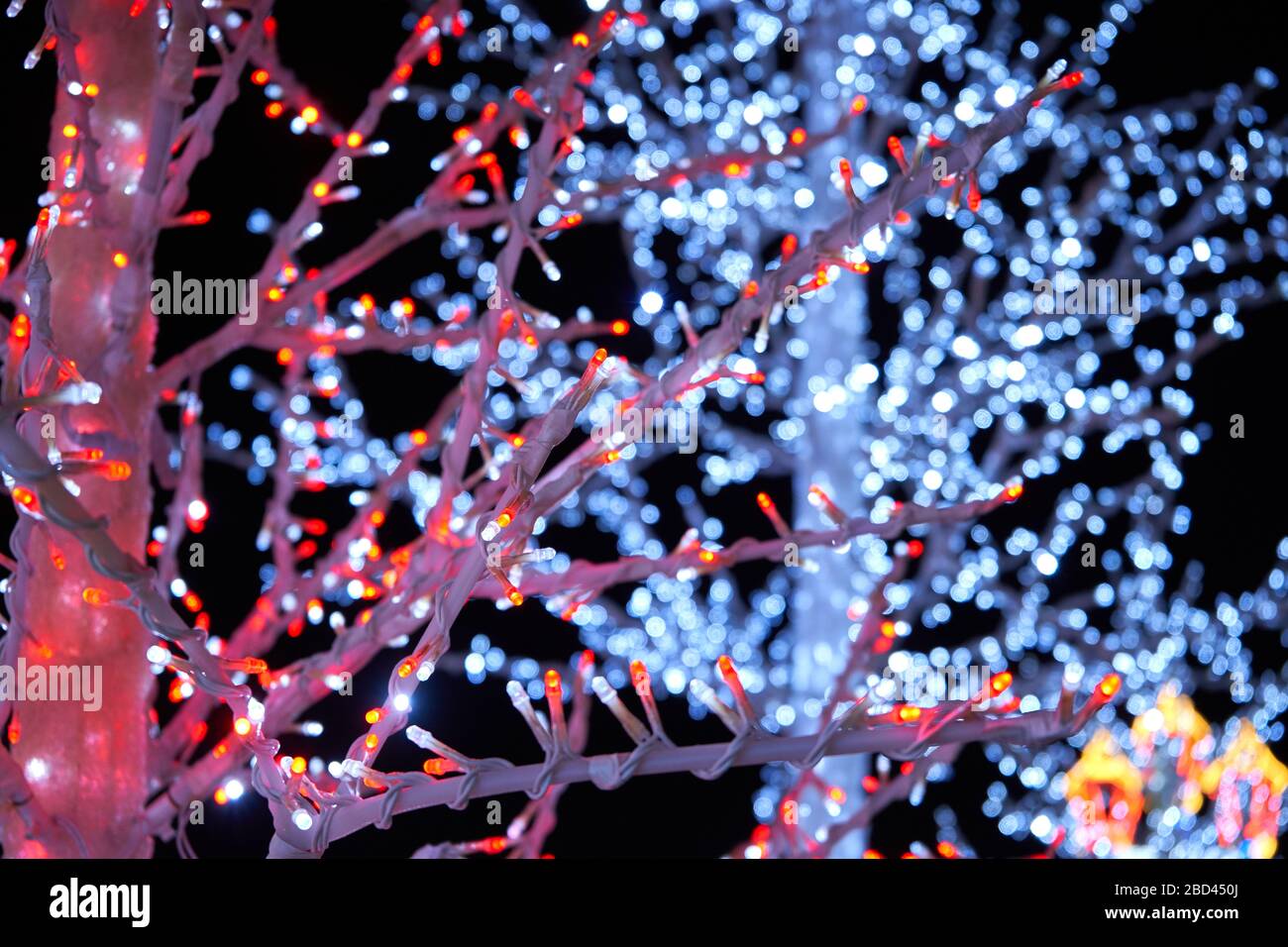 Artificial trees hires stock photography and images Alamy