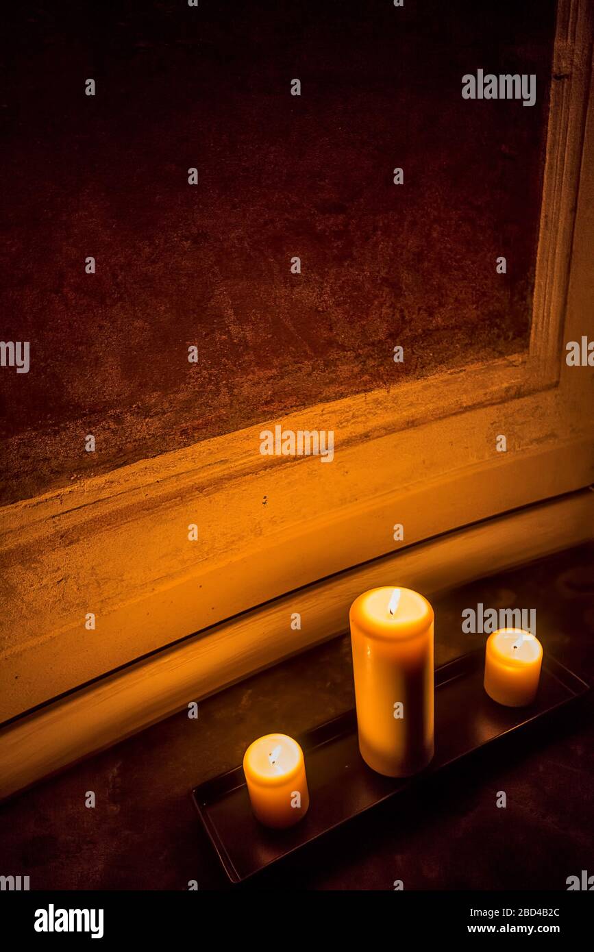 Candles texture hi-res stock photography and images - Alamy
