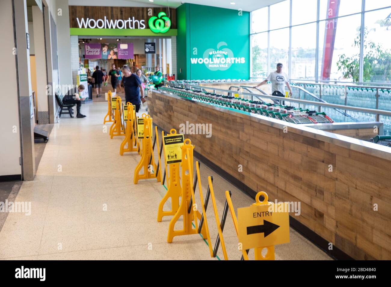 Shopping in supermarkets sydney hires stock photography and images Alamy