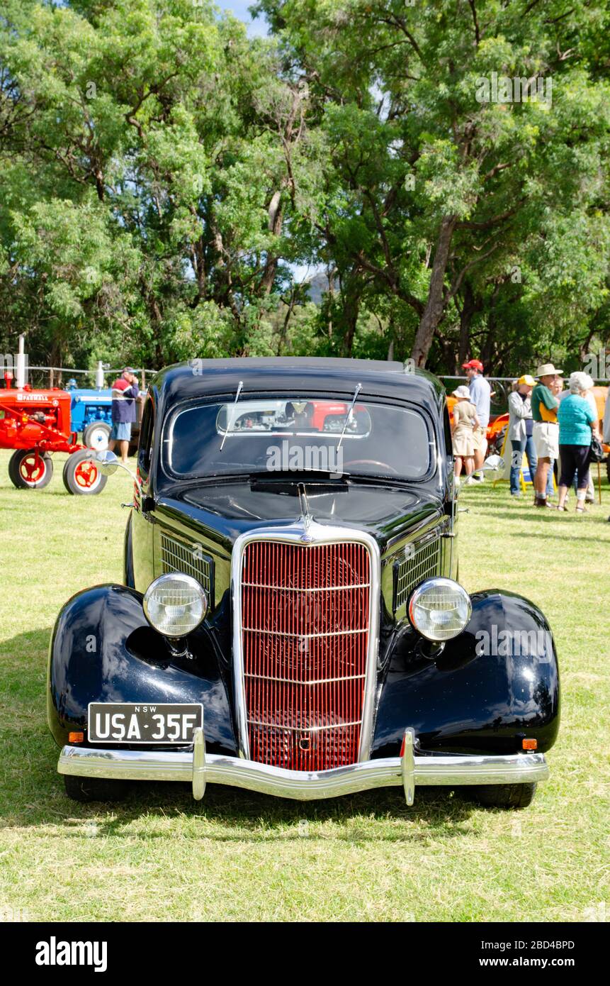 Page 2 Ford V8 High Resolution Stock Photography And Images Alamy ford vedette v8 on Page 2 Ford V8 High Resolution Stock Photography And Images Alamy