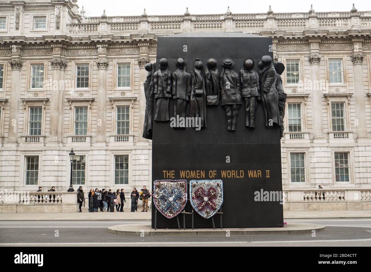 Women world war ii hi-res stock photography and images - Alamy