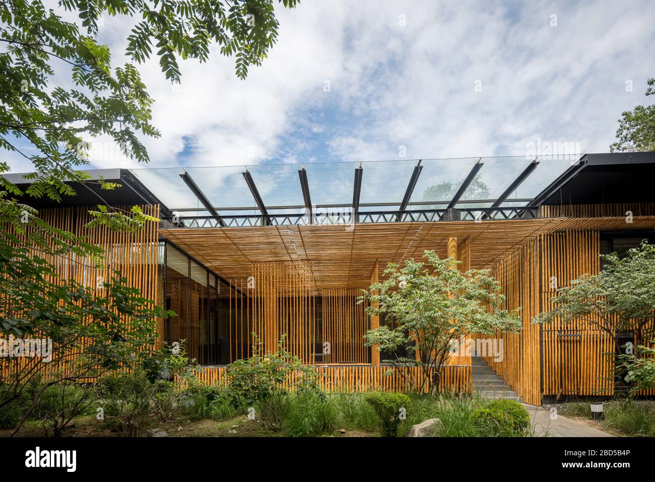 Kengo kuma bamboo villa hires stock photography and images Alamy