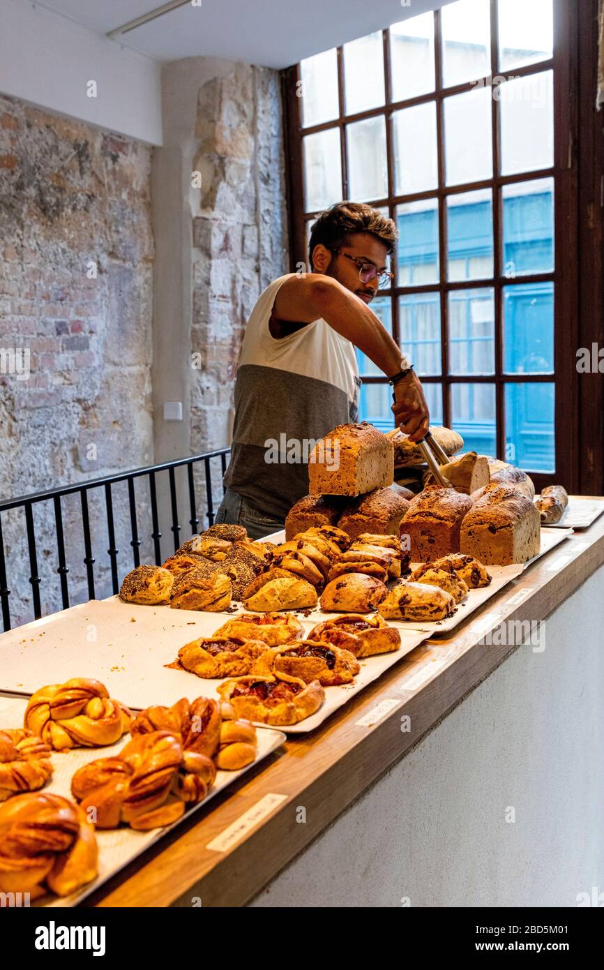 Baked goods at Circus Bakery - a trendy Parisian bakery in the Latin Quarter specializing in Cinnamon Rolls, Paris, Ile-de-France, France Stock Photo
