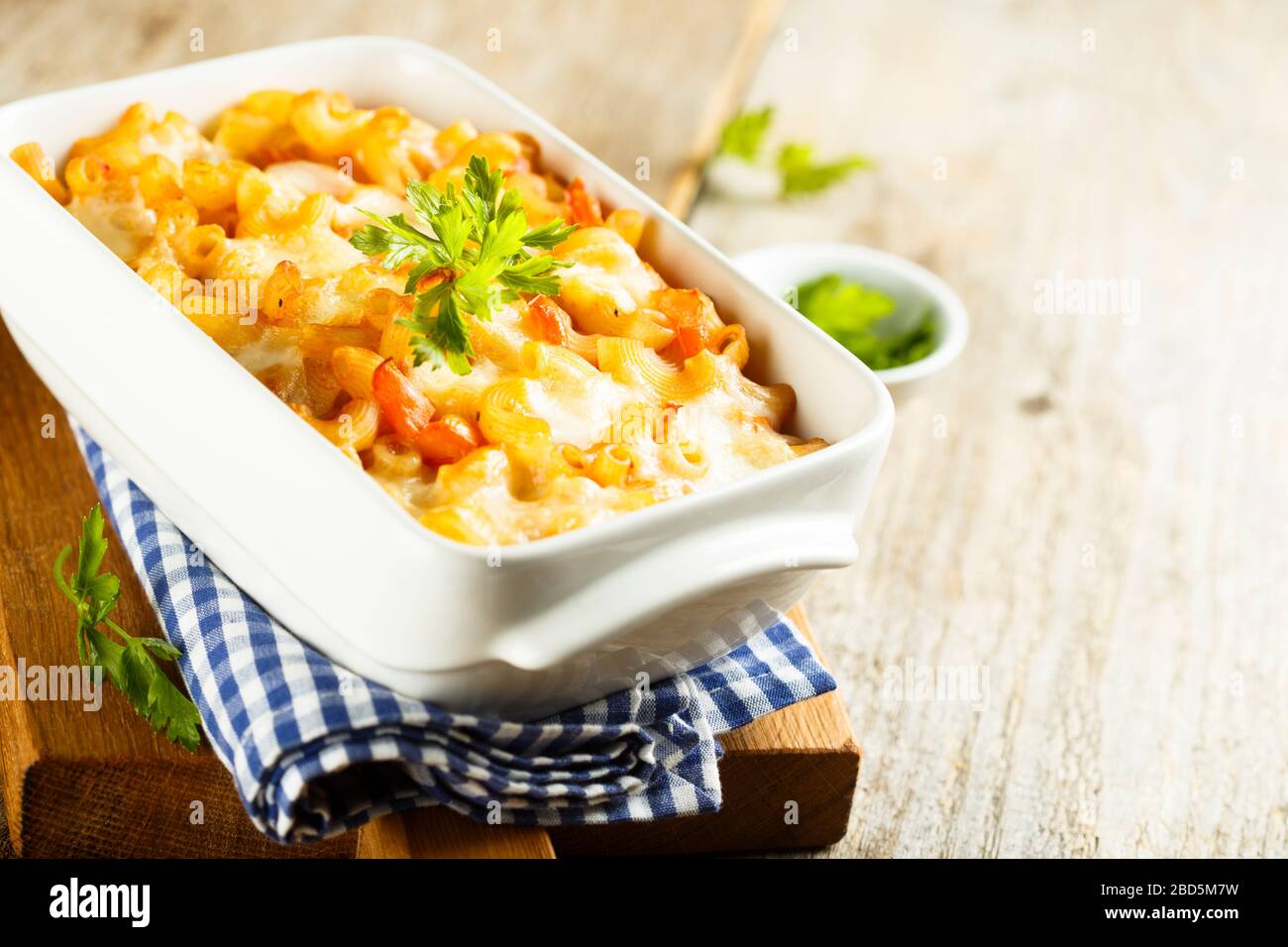 Garlic Cheddar Chicken Bake Hi res Stock Photography And Images Alamy