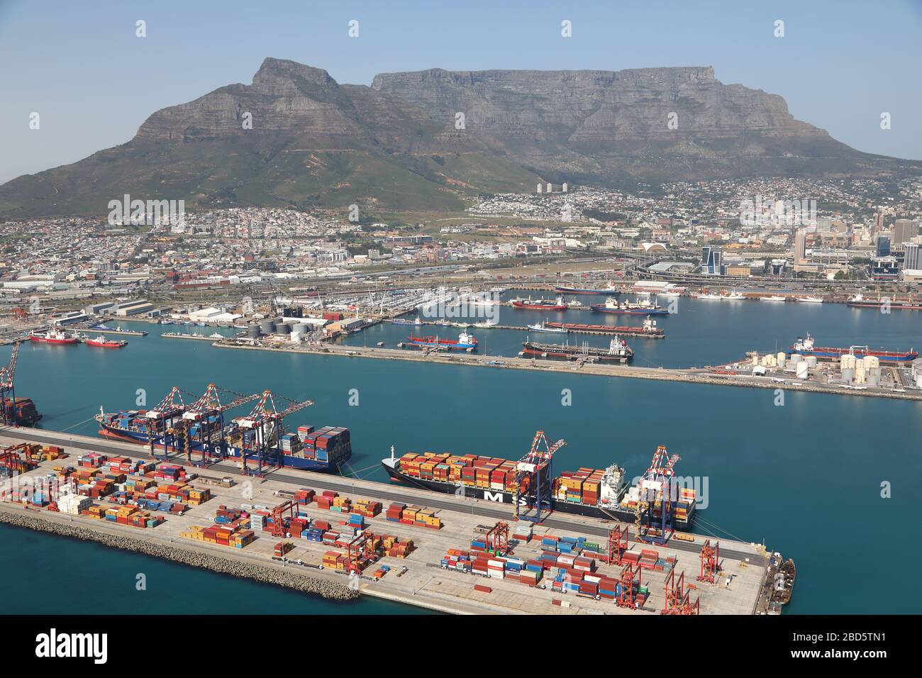 Aerial photo of Cape Town Harbour and CBD Stock Photo