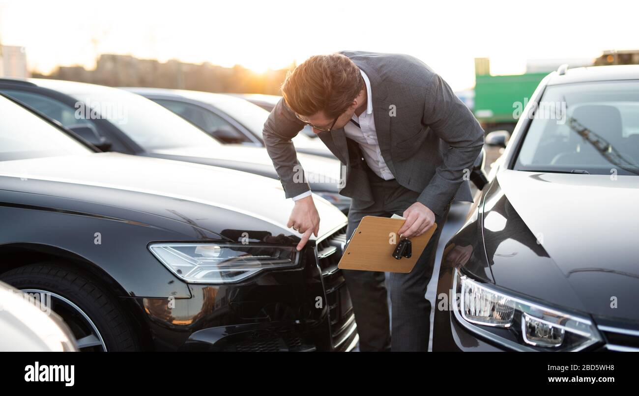 Car salesman at work Stock Photo Alamy