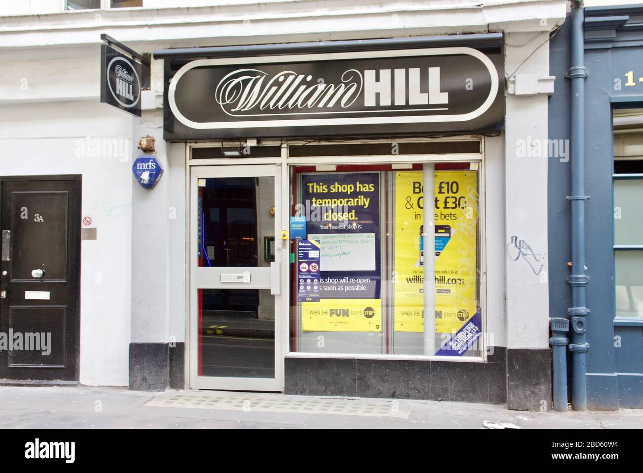William Hill betting shop in London shut down due to Coronavirus Stock Photo