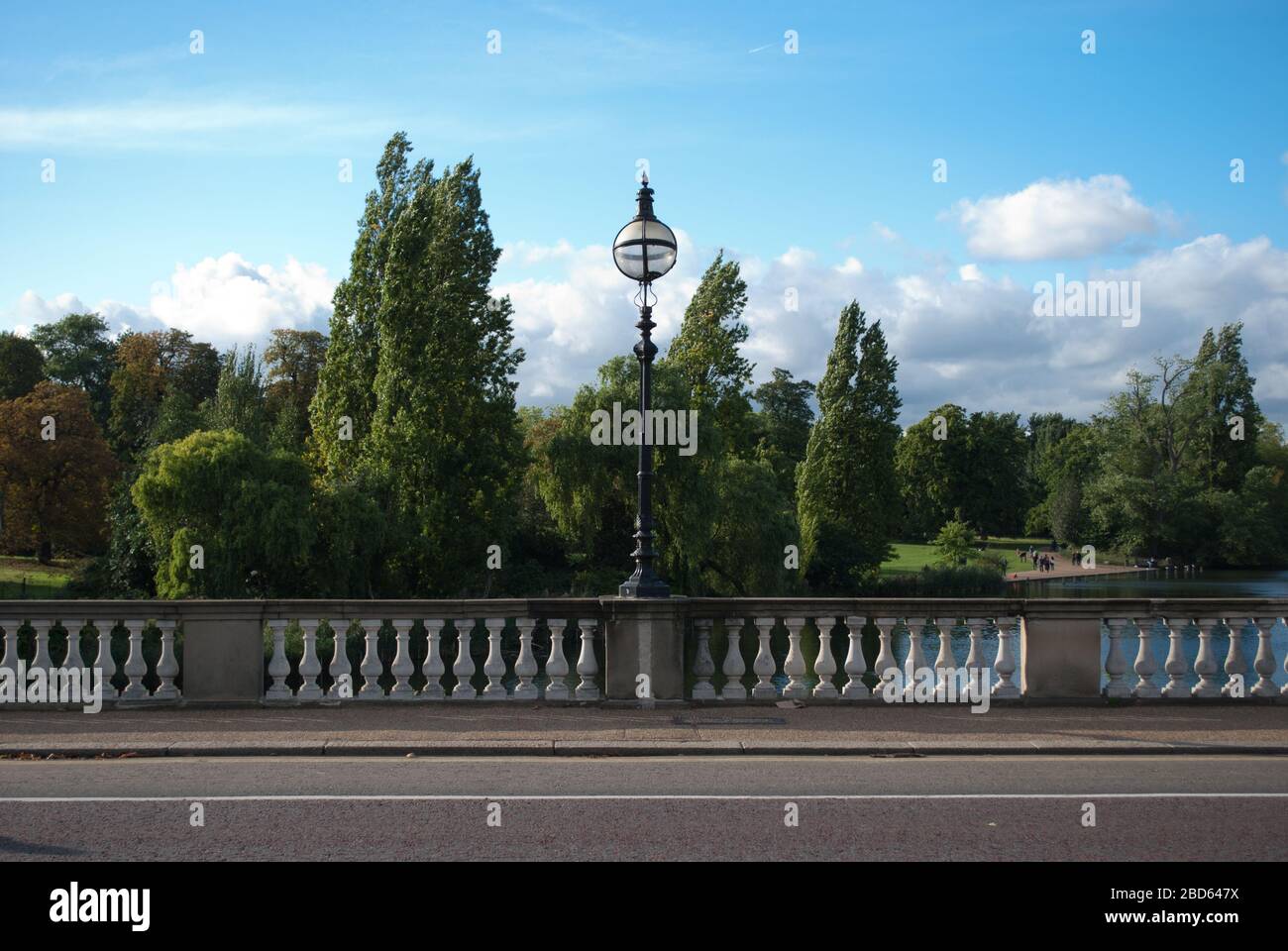 Stone Structure Lake Long Water Serpentine Bridge Kensington Gardens