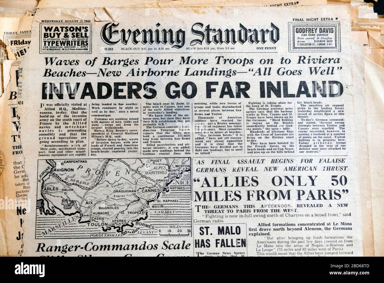 'Invaders go Far Inland' 16 August 1944 Evening Standard WW2 British newspaper headline in London England  Great Britain UK Stock Photo