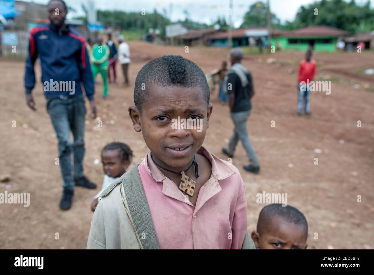 Children on market day, members of the Dorze ethnic group or tribe ...