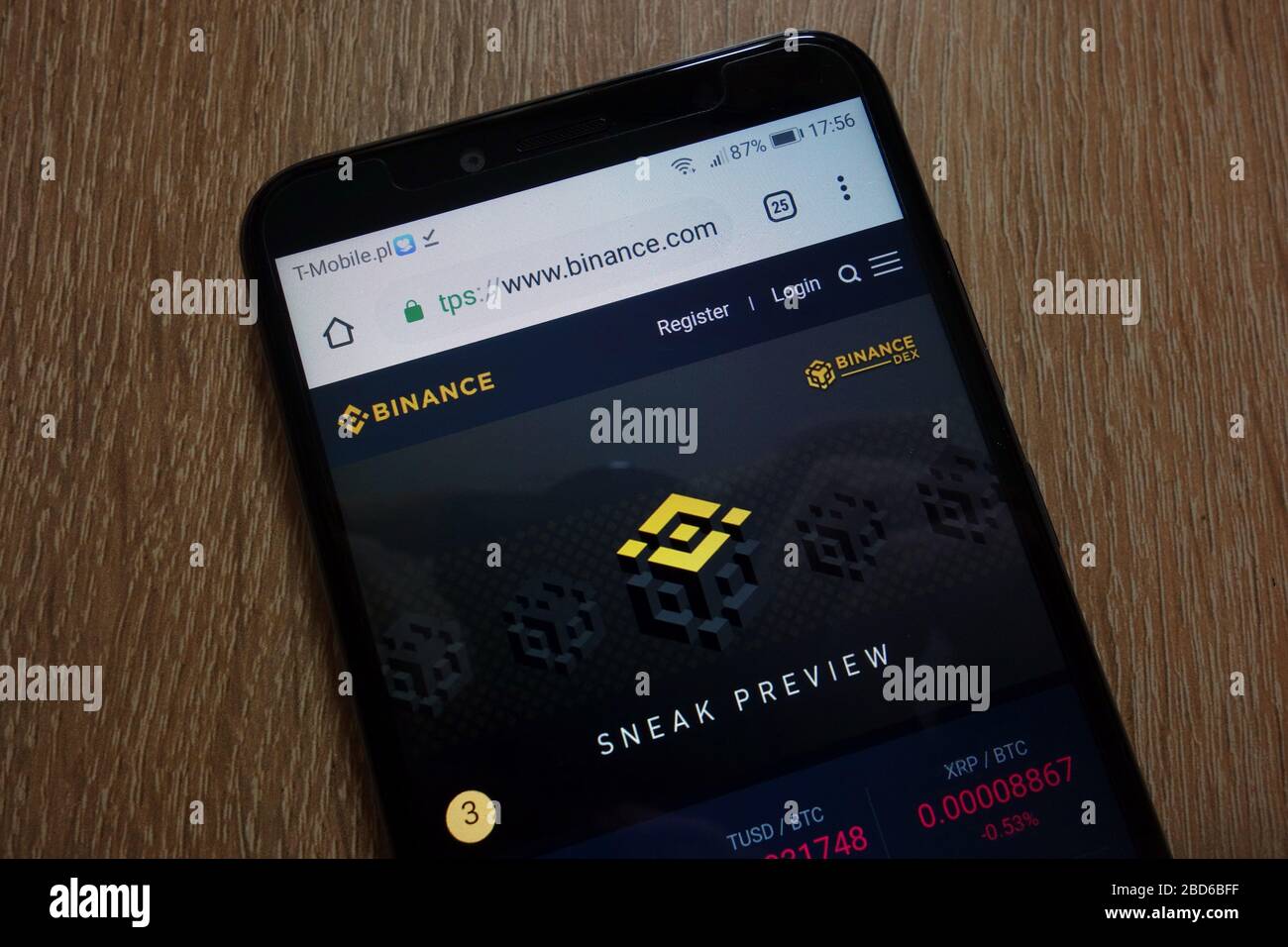 Crypto com coin hi-res stock photography and images - Page 2 - Alamy