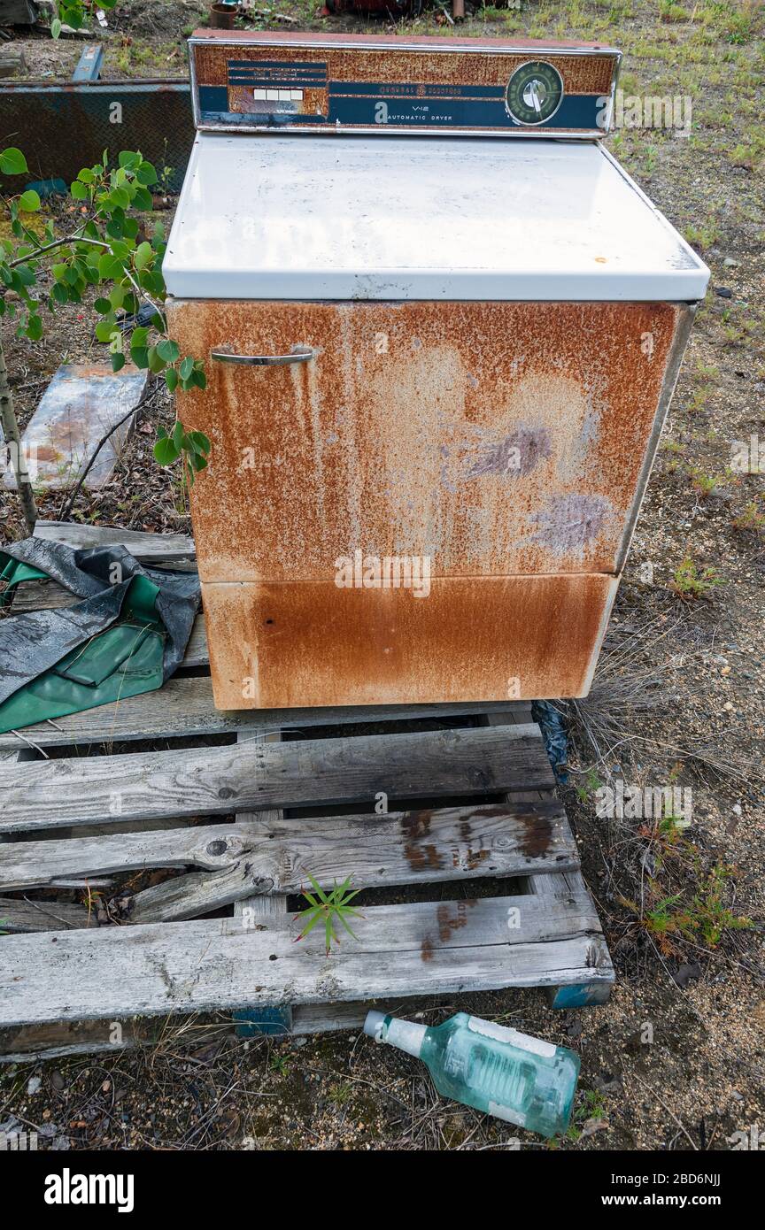Clothes dryer vintage hi res stock photography and images Alamy
