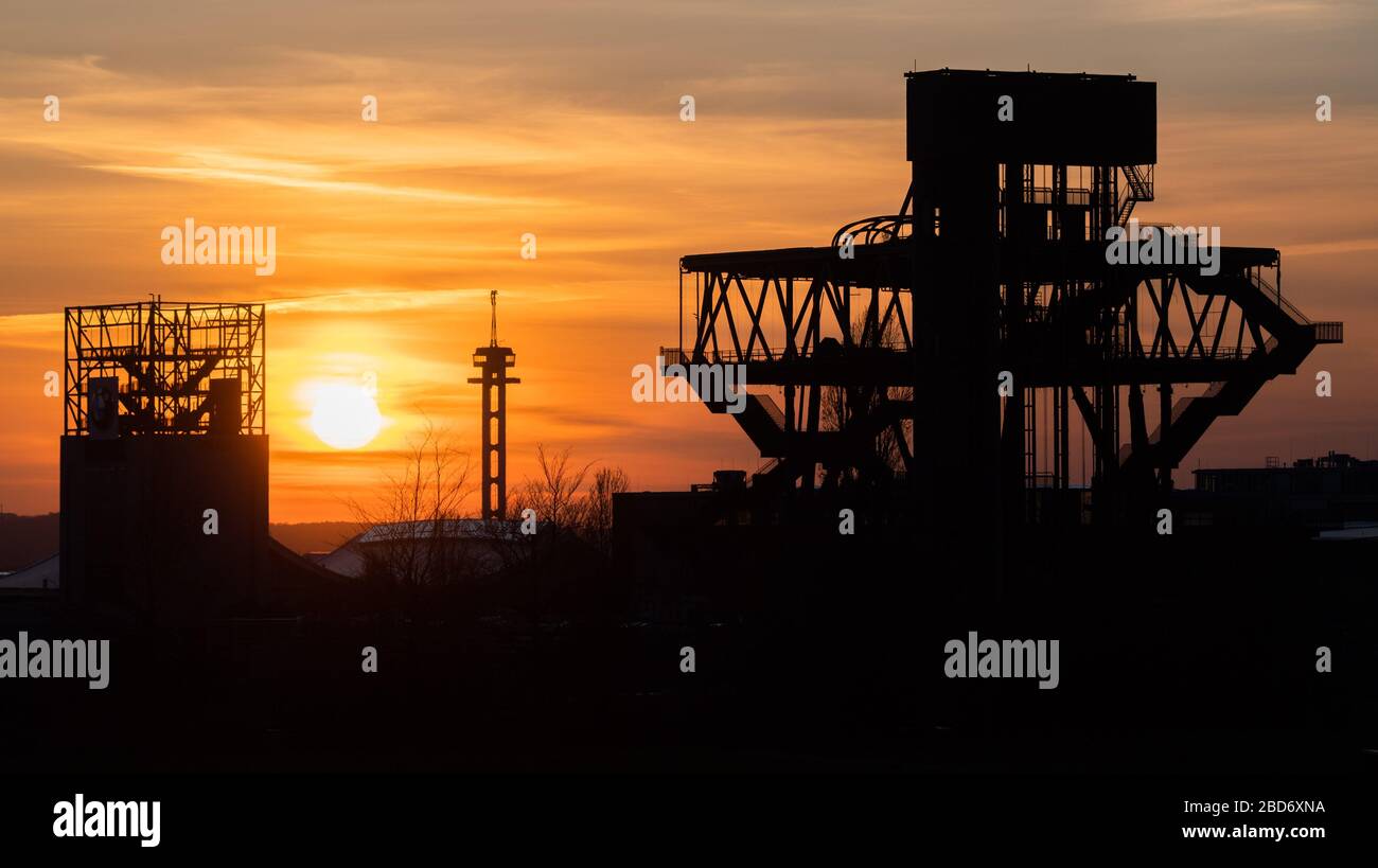 Hanover Germany 07th Apr The Sun Sets Behind The Disused Former Dutch Pavilion Of The Expo 00 World Exhibition Years After The End Of The World Expo In Hannover There