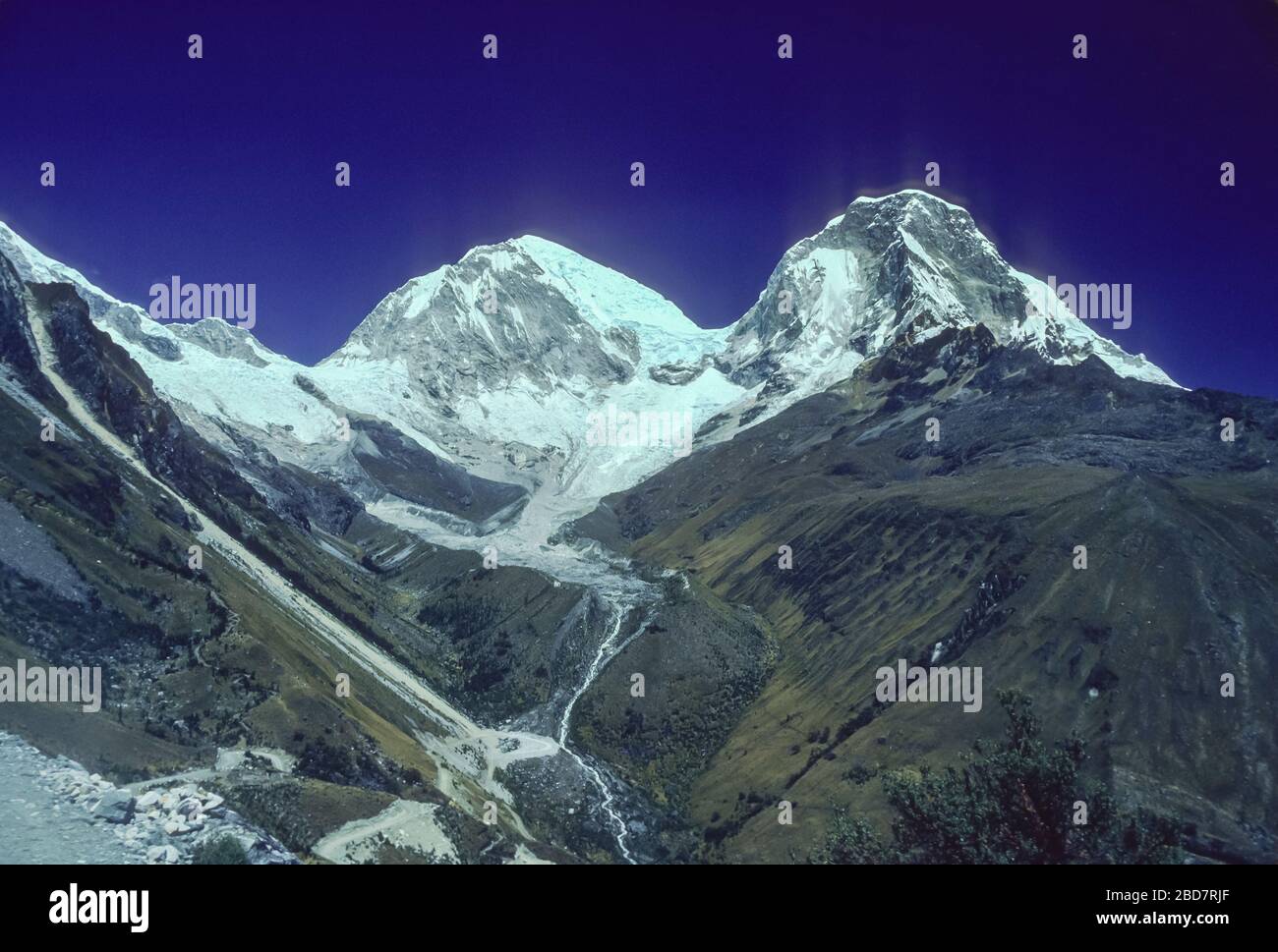 Mount Huascaran High Resolution Stock Photography And Images Alamy