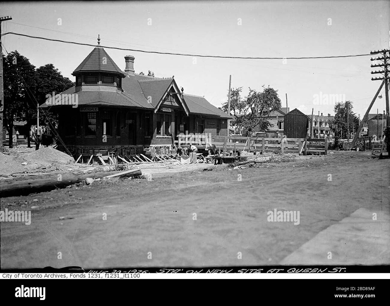 Riverdale Still Black And White Stock Photos Images Alamy