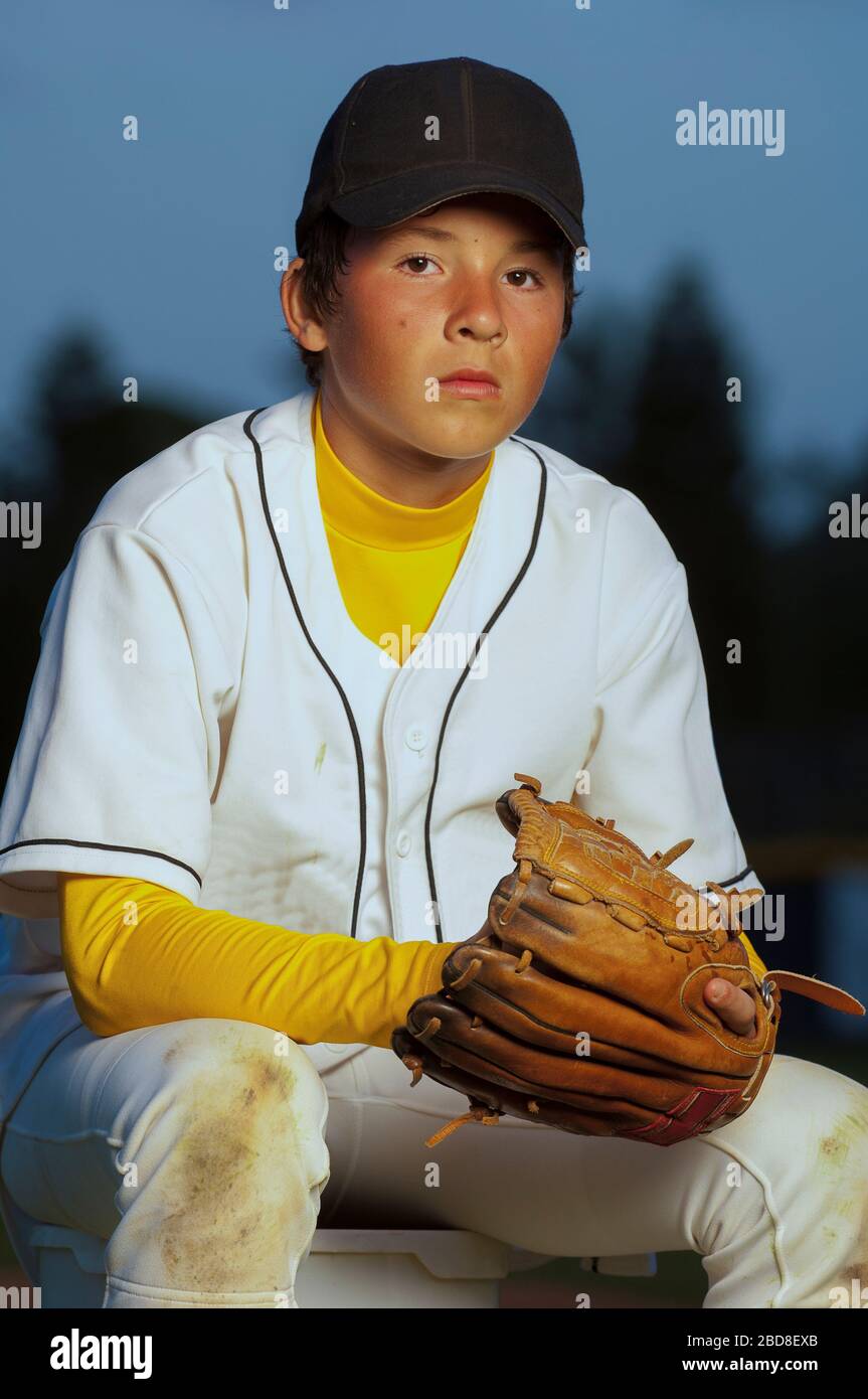 White baseball glove hires stock photography and images Alamy