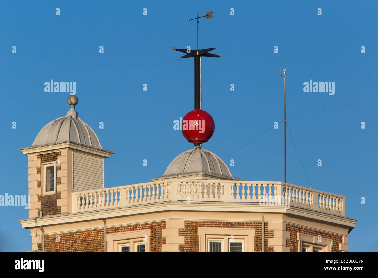 Red time ball at the Royal Observatory Greenwich Stock Photo