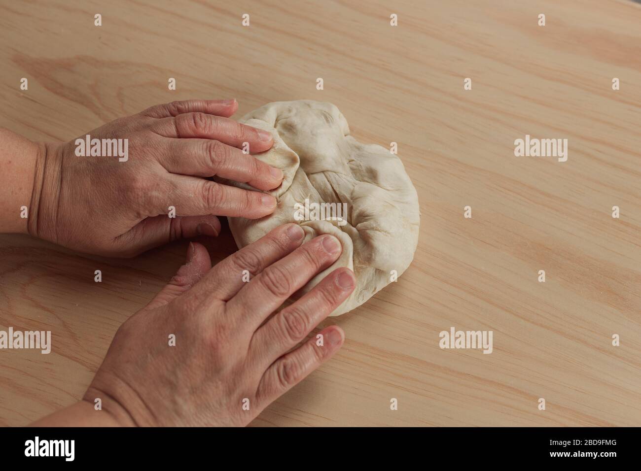 Squashing hires stock photography and images Alamy