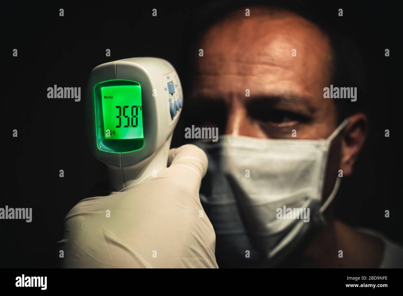 Laser thermometer hi-res stock photography and images - Alamy