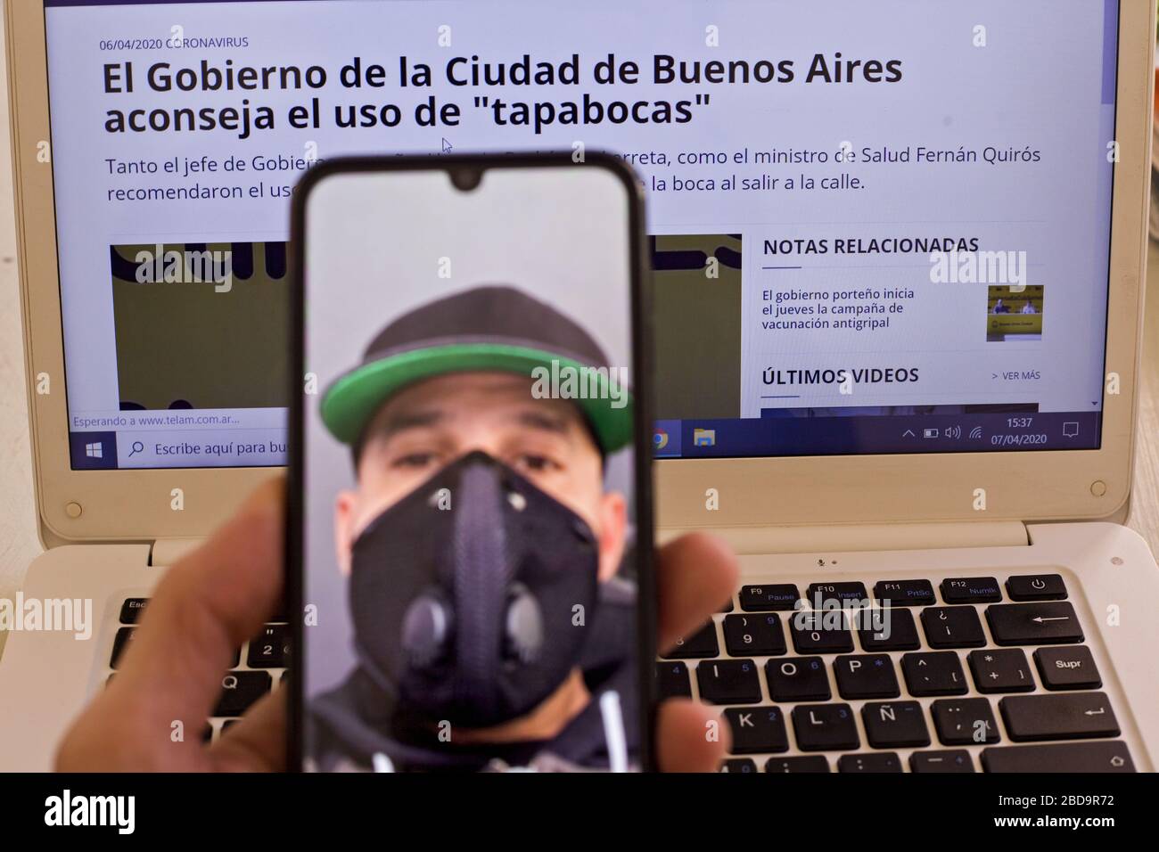 Buenos Aires, Federal Capital, Argentina. 7th Apr, 2020. Both the head of the Buenos Aires Government, Horacio RodrÃ-guez Larreta, and the Minister of Health FernÃ¡n QuirÃ³s recommended the use of any device to cover his mouth when going out.They asked that professional chinstraps be made available for use in hospitals and advised the use of ''home-made devices'' that serve to ''cover the mouth'' of people who must go out, as a measure to prevent the spread of coronavirus.Five provinces have already imposed the mandatory use of ''masks''.The governors of Jujuy, Salta, La Rioja and Misiones a Stock Photo