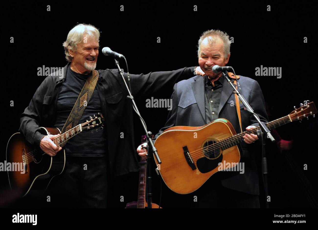 John prine kris hi-res stock photography and images - Alamy
