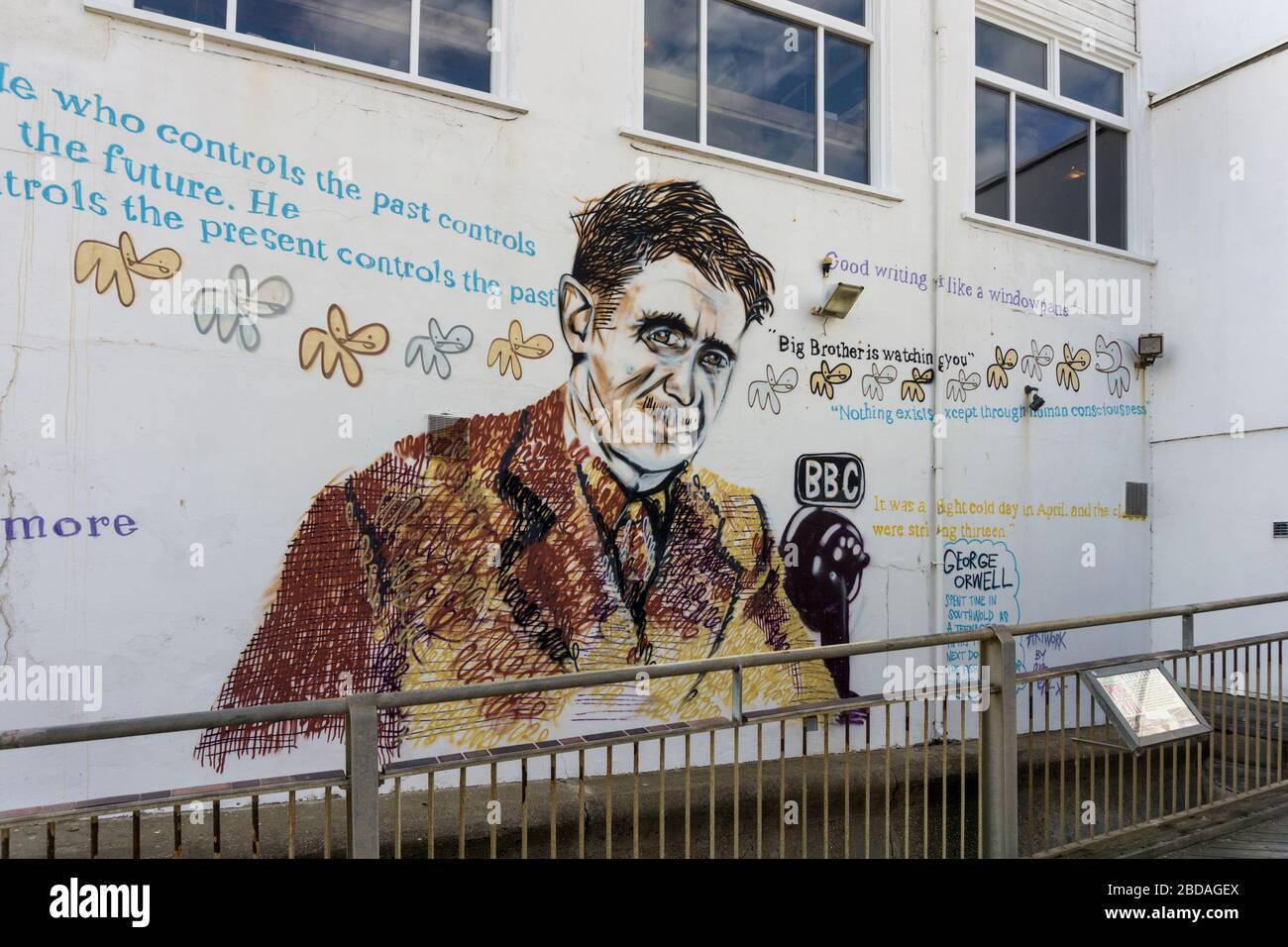 Mural of writer George Orwell on Southwold Pier, Suffolk, UK; by street artist Pure Evil (Charlie Uzzel-Edwards) Stock Photo