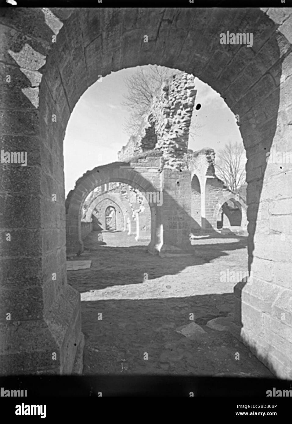 hans_pettersson_bjrn (Portrait) Date: 1780 Location: Sdra Ving Torslanda kyrka (SiteBuildingPlace) Alfred Peterson Departure (Other) Date: 3/28/1869. Hans Olof Pettersson - Offentliga medlemsfoton och - Ancestry