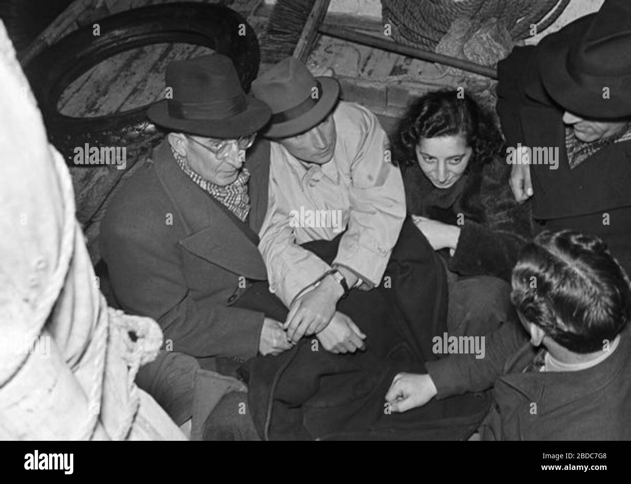 Svenska: Danska flyktingar tar sig över Öresund till Helsingborg den 5  oktober 1943 efter att den tyska ockupationsmakten ökat förföljelsen av  judar i landet.; 5 October 1943;  http://museum.helsingborg.se/web/object/417203; Lindberg Foto Stock Photo -