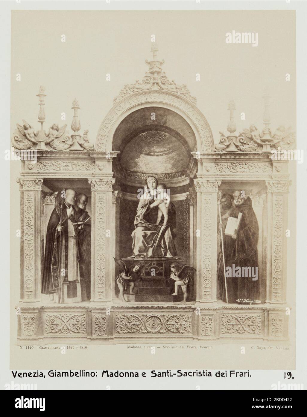 'Fotografier; Fotografi av Venezia. Giambellino: Madonna e Santi, Sacristia dei Frari; 1891date QS:P571,+1891-00-00T00:00:00Z/9; LSH 104926 (hm dig18523); ' Stock Photo
