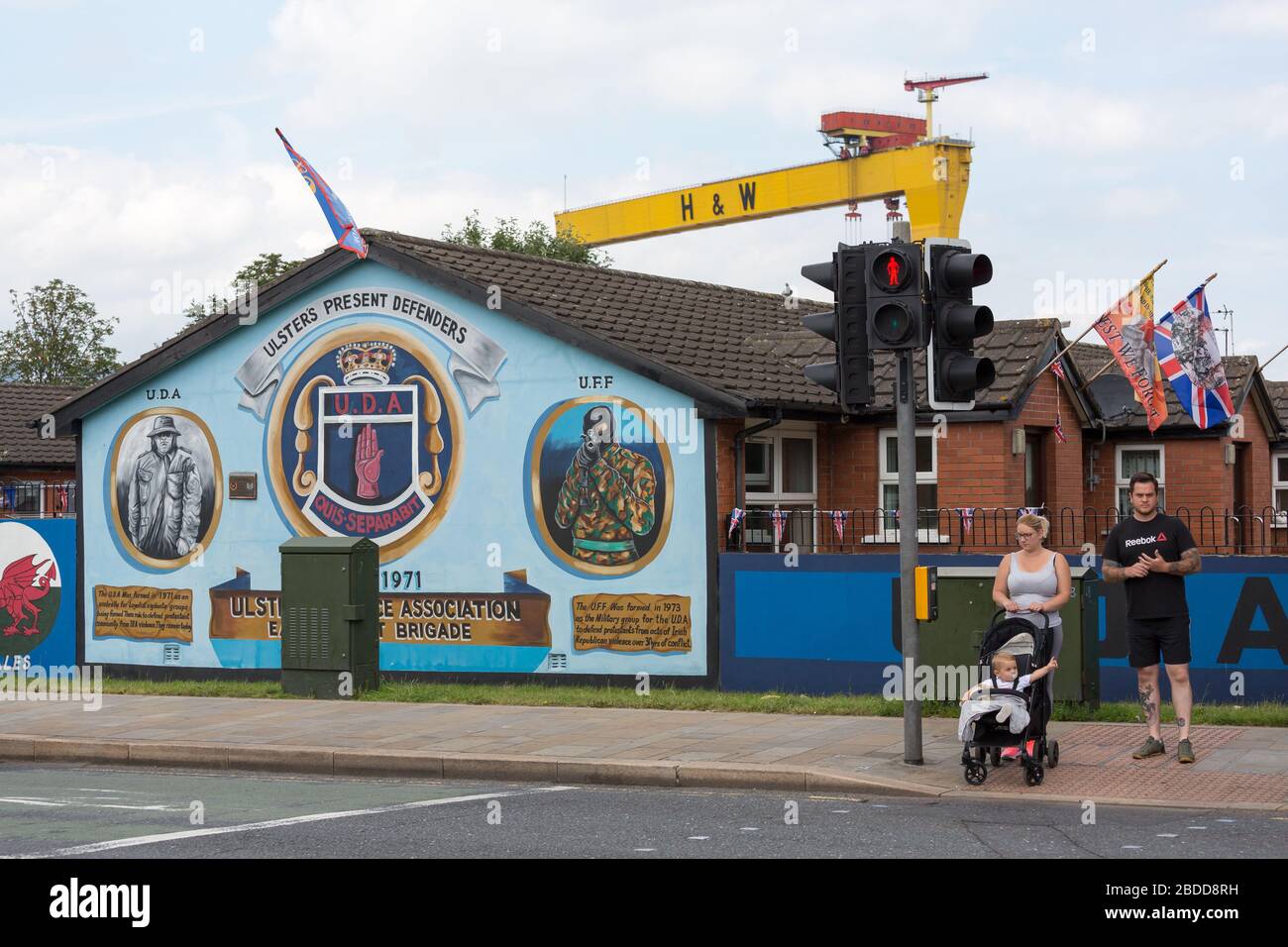 15.07.2019, Belfast, Northern Ireland, Great Britain - Militant, political mural, Protestant East Belfast. 00A190715D048CAROEX.JPG [MODEL RELEASE: NO, Stock Photo