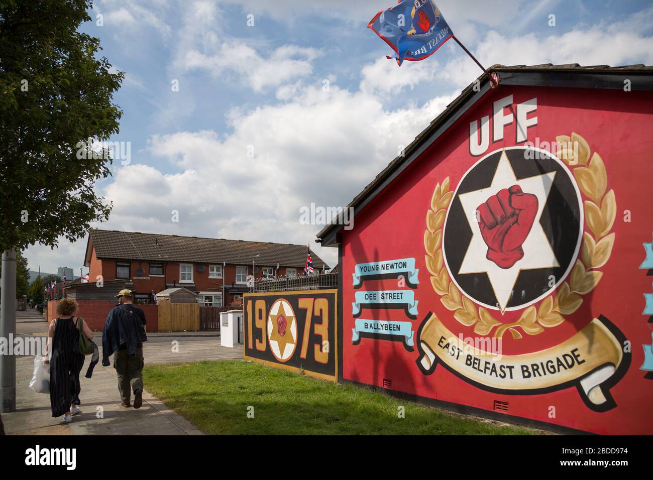 15.07.2019, Belfast, Northern Ireland, Great Britain - Militant political mural dedicated to the UFF (banned 1973), Newtownards Road, Protestant East Stock Photo