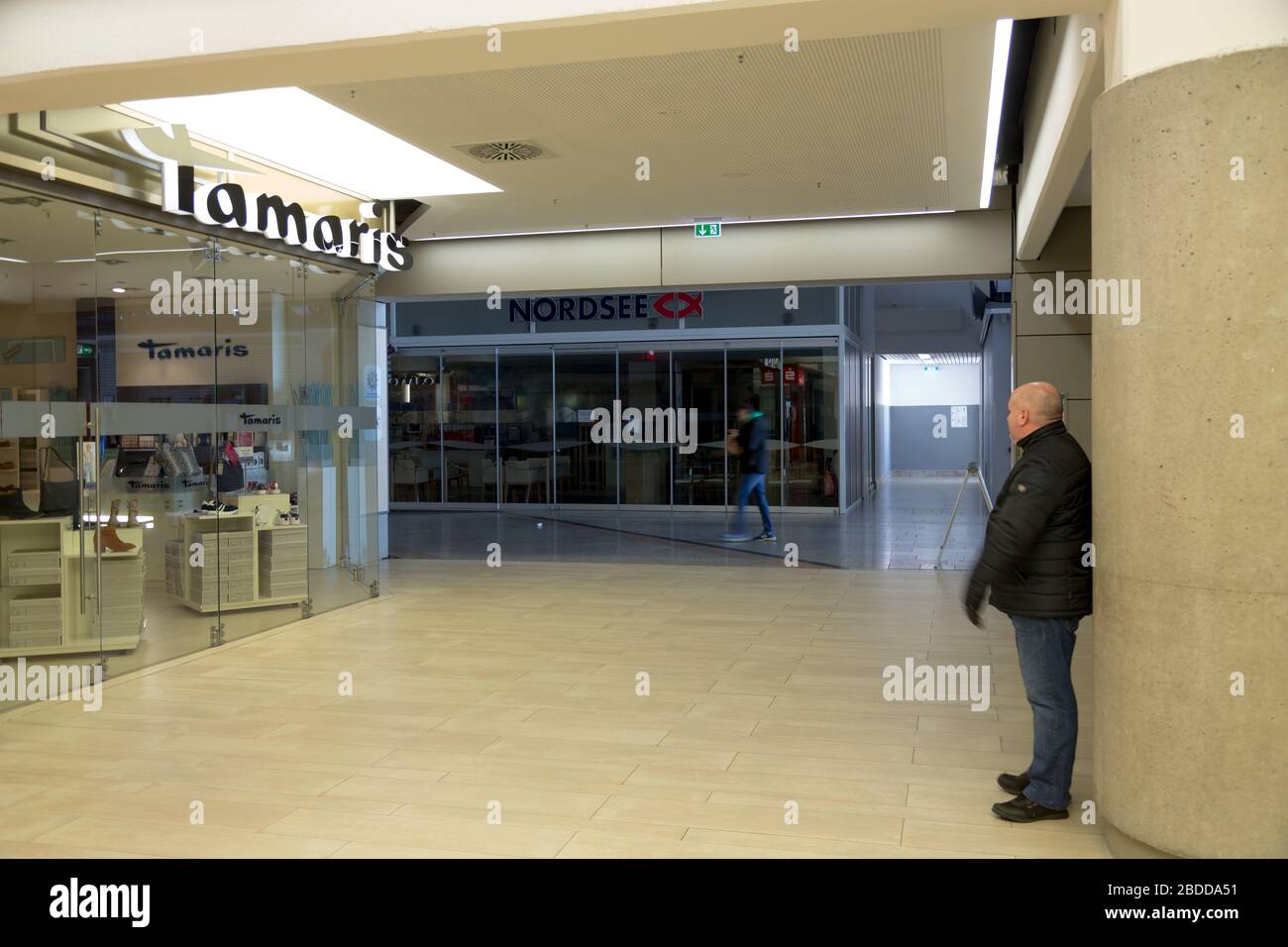 Columbus shopping center hi-res stock photography and images - Alamy