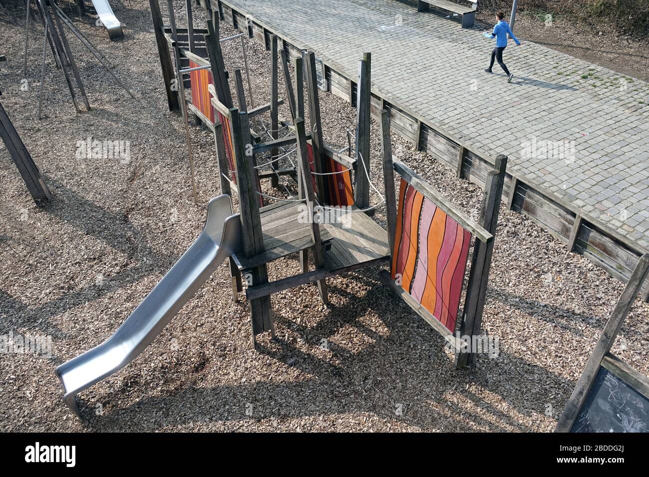 17.03.2020, Berlin, Berlin, Germany - Effects of the Corona Virus: No children on a playground. 00S200317D605CAROEX.JPG [MODEL RELEASE: NO, PROPERTY R Stock Photo