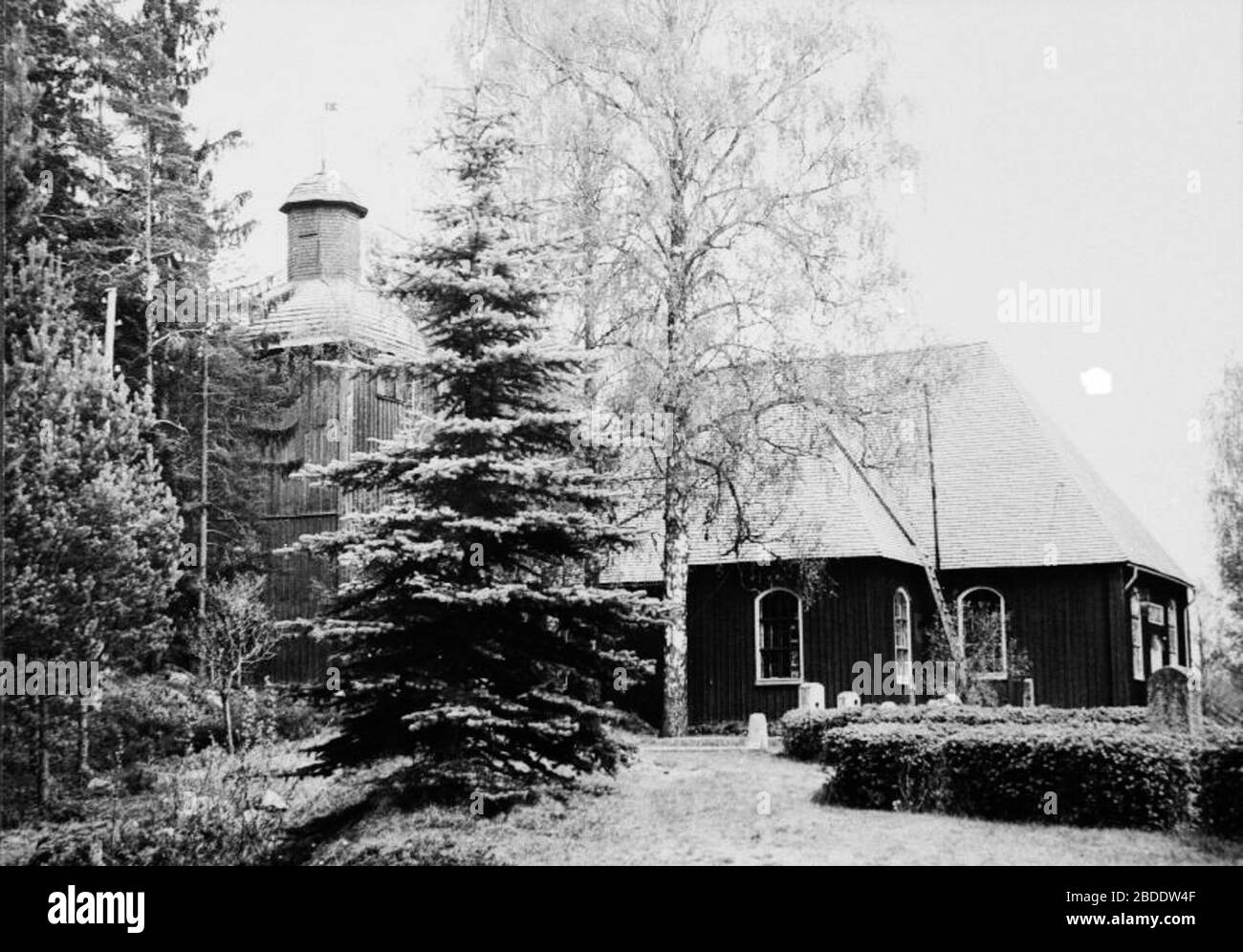 fast monterad stege som slutar vid en liten plattform. vgars arkitekt Adolf Wilhelm Edelswrd Gustaf Thelander anstlldes som banvakt I Hagfors byggde NordmarkKlarlvens jrnvgar en ny bangrd och ett pampigt stationshus. Untitled - Jrnvgsmuseet