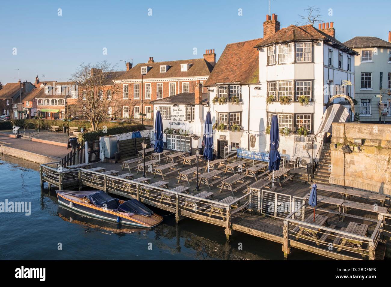 The Angel on the Bridge pub, Henley-on-Thames, Oxfordshire, England, GB, UK Stock Photo