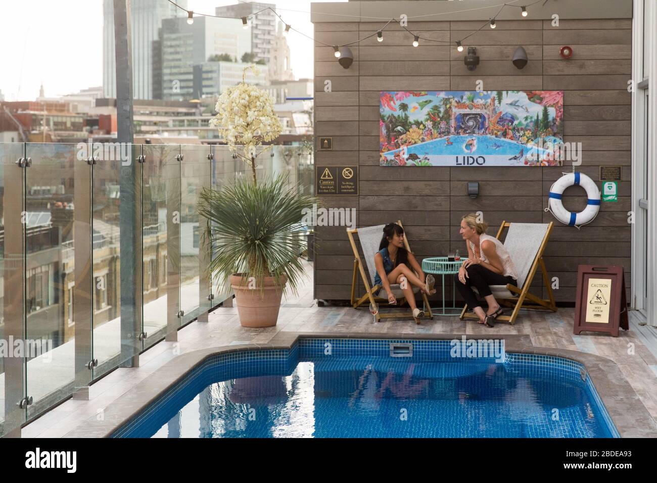 The Curtain Shoreditch Private members club rooftop swimming pool Stock