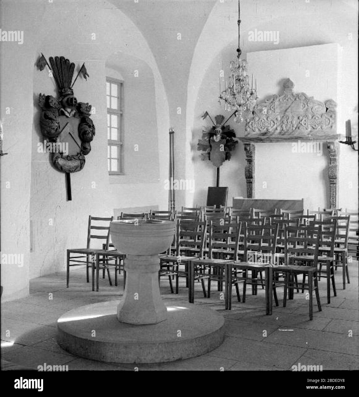 Bild tagen till Husby Rekarne kyrka, Srmlndska kyrkor 8 (1942) av Aron Youre viewing this item in the new Europeana website. View this Sningsmannen, Husby-Rekarne kyrka 1942 - Europeana
