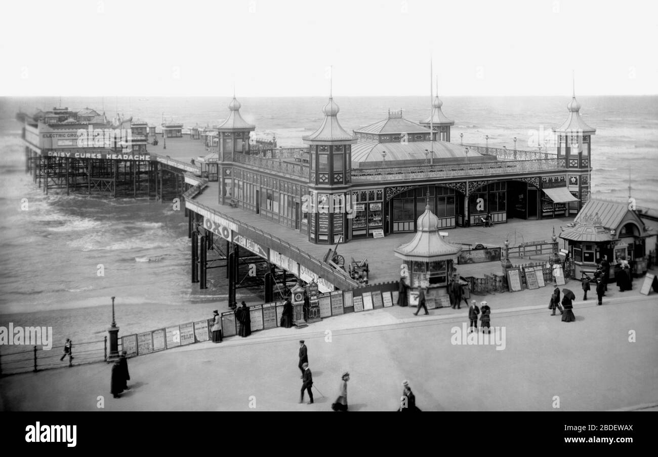 Blackpool, Central Pier 1906 Stock Photo Alamy