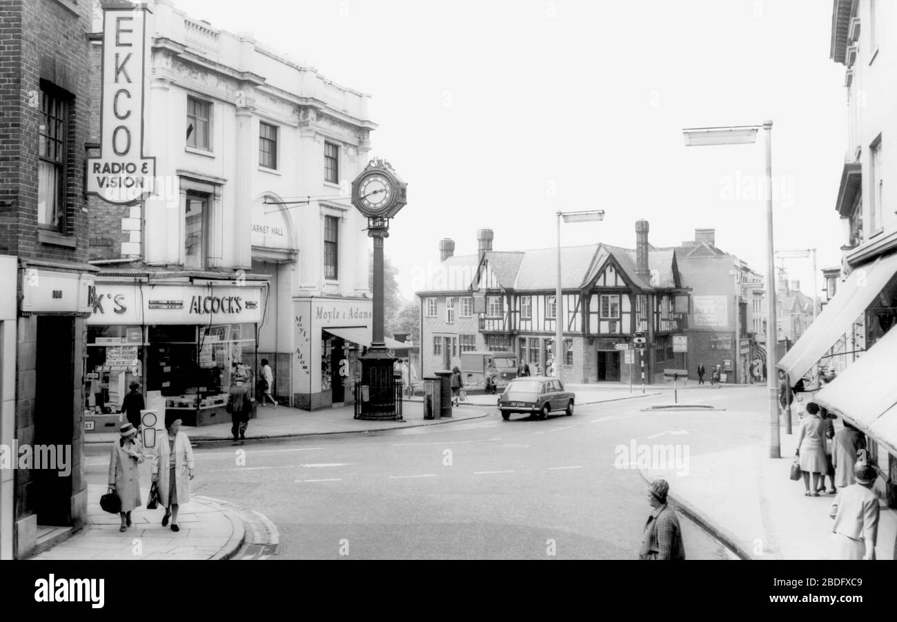 Stourbridge, the Mitre Inn 1968 Stock Photo Alamy