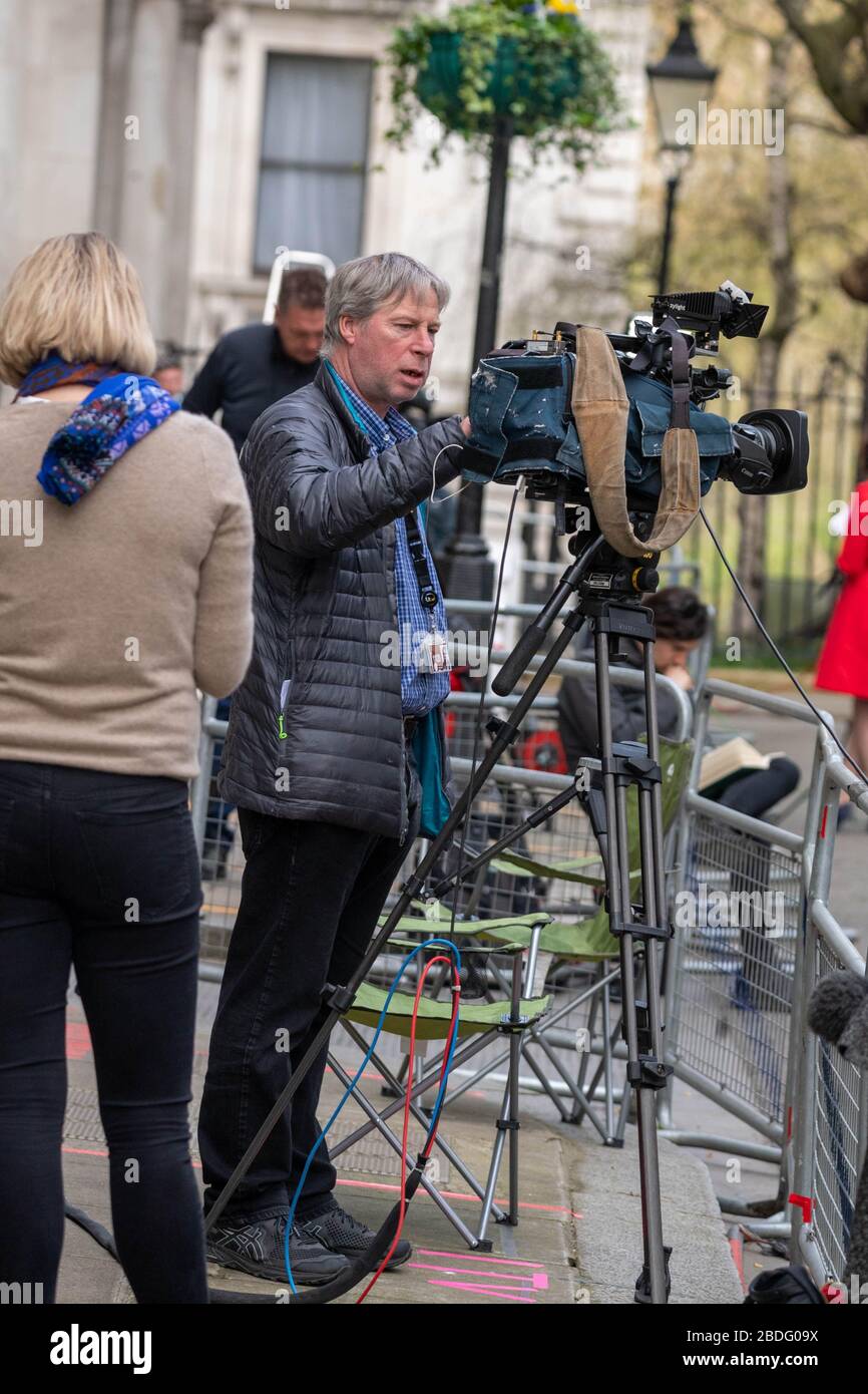 London, UK. 8th Apr, 2020. Covid Lockdown in Westminster London UK TV crews in Downing Street Credit: Ian Davidson/Alamy Live News Stock Photo