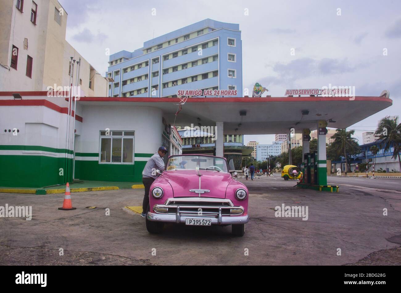 Cuban gas station in havana hires stock photography and images Alamy