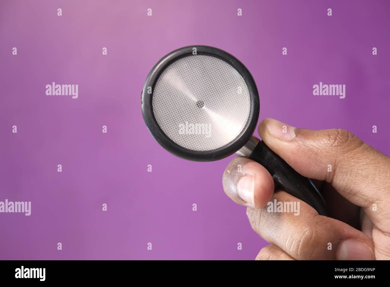 Doctor hand man stethoscope hi-res stock photography and images - Alamy