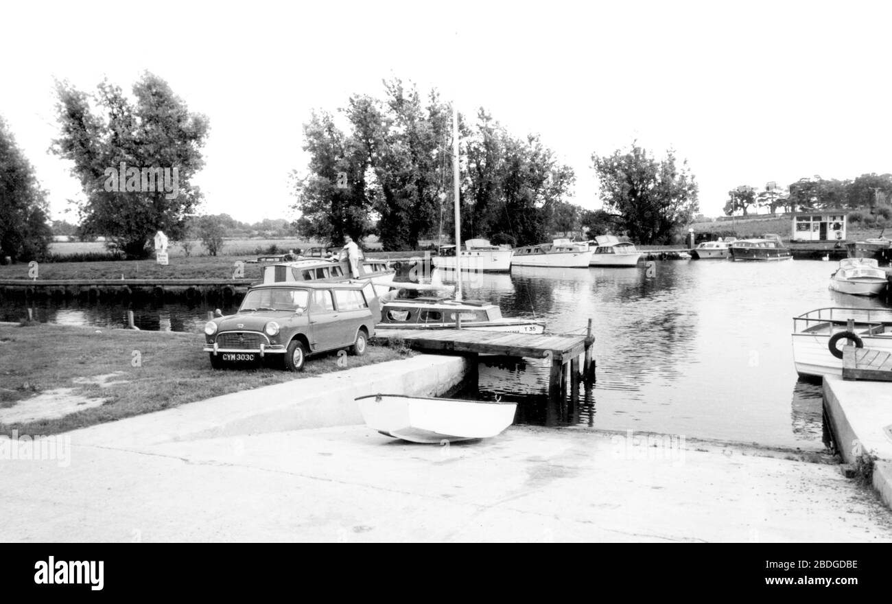 Loddon, Basin c1965 Stock Photo Alamy